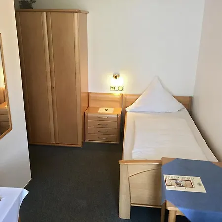 Flurschuetz 3*