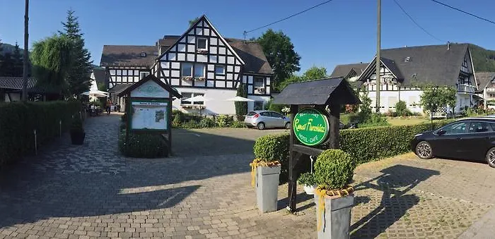 Flurschuetz Szálloda Lennestadt