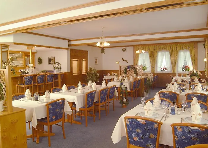 Flurschuetz Szálloda 3*